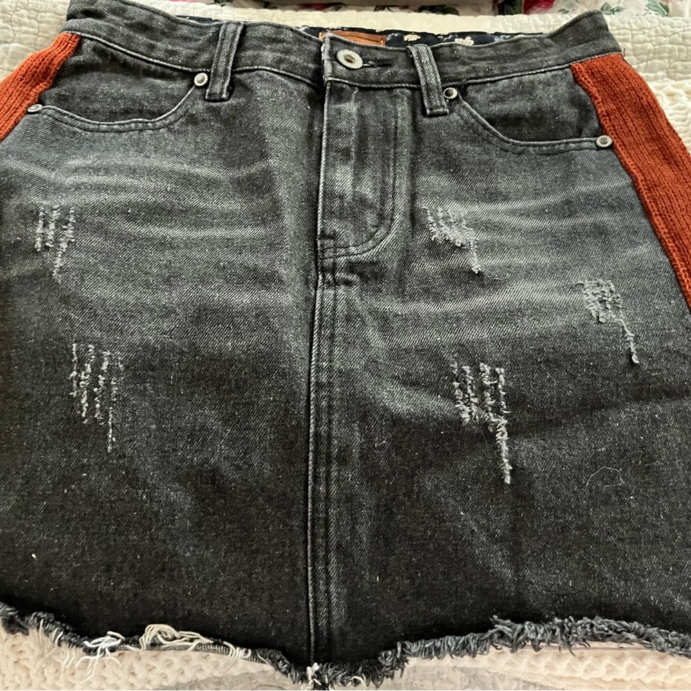 POL Black and Orange Mini Skirt Casual